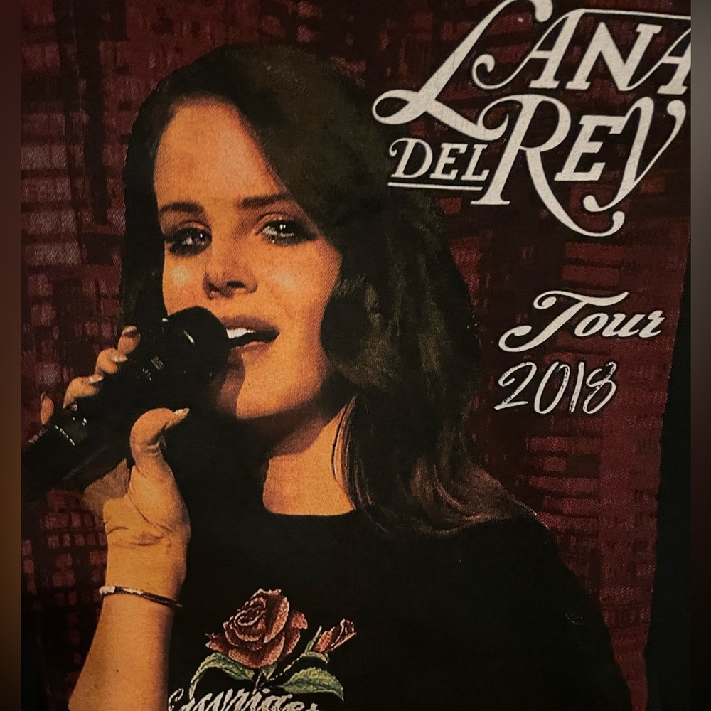 Lana Del Rey L4L official tour tee